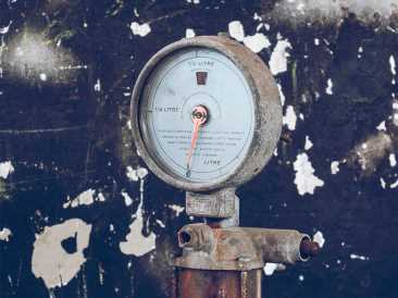 Blood-pressure-spike-when-standing-may-be-cardiovascular-risk-factor.jpg