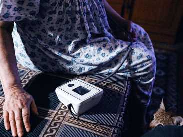 Should-older-adults-regularly-check-their-blood-pressure-at-home.jpg