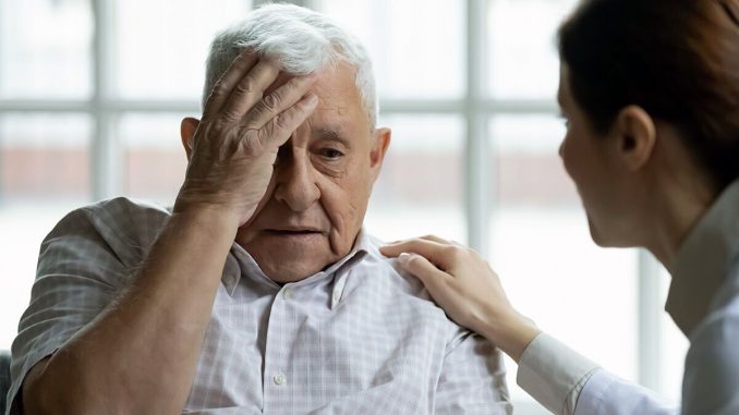 Five-warning-signs-of-conditions-to-spot-in-elderly-relatives-expert.jpg