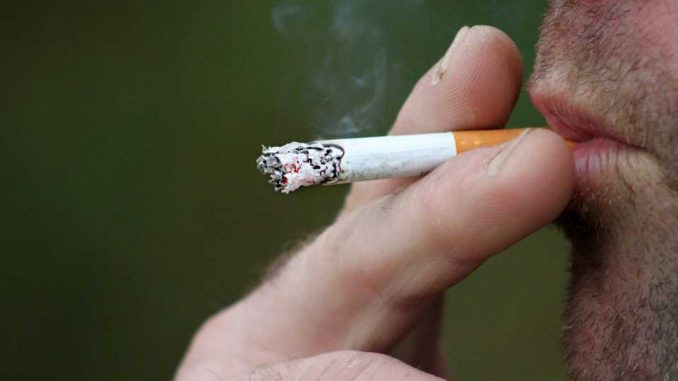 Study-Heavy-smokers-with-severe-periodontitis-receive-no-benefit-from-treatment.jpg