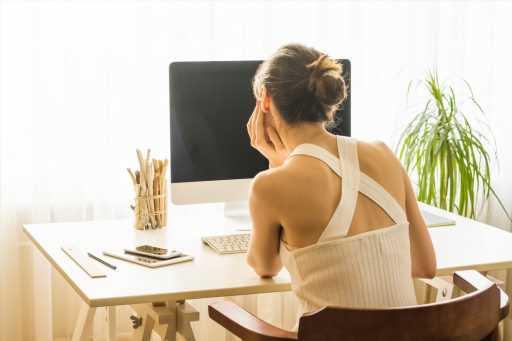 8-Affordable-Products-on-Amazon-to-Help-You-Improve-Your-Posture.jpg
